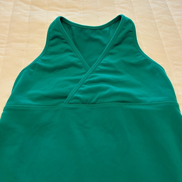 Lululemon faux wrap racerback green tank Size 0 - Picture 3 of 12